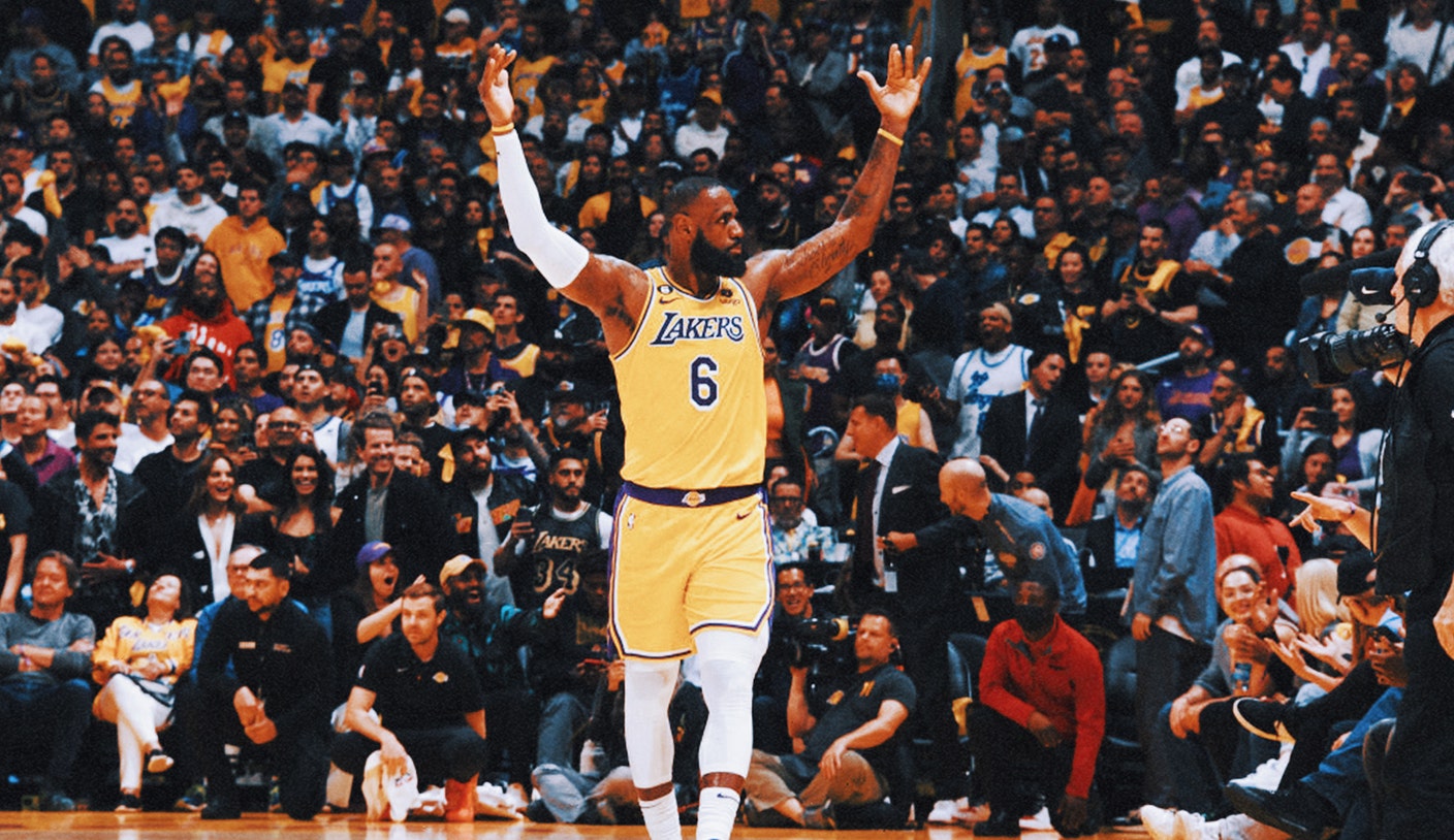 NBA playoff dispatches: Vintage LeBron propels Lakers; Clutch Butler sinks Bucks