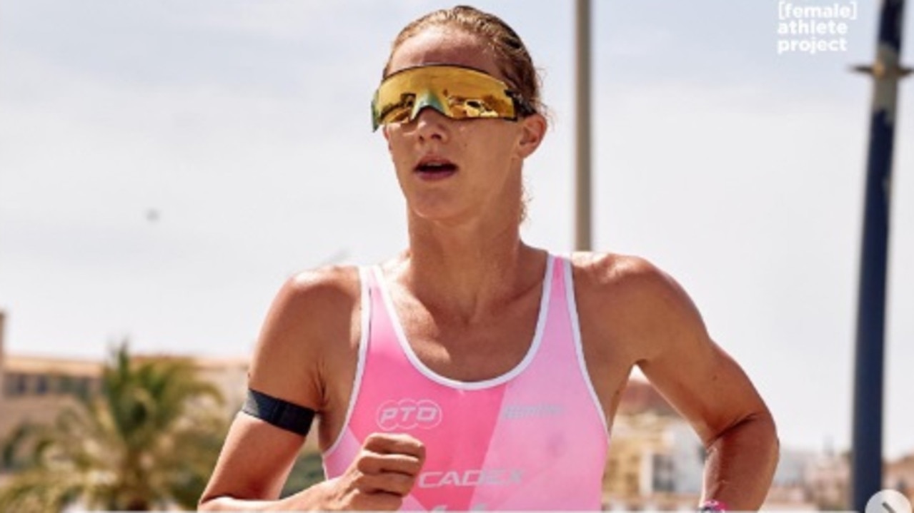 Triathlete Emma Pallant-Browne criticised after period blood seen in race photo