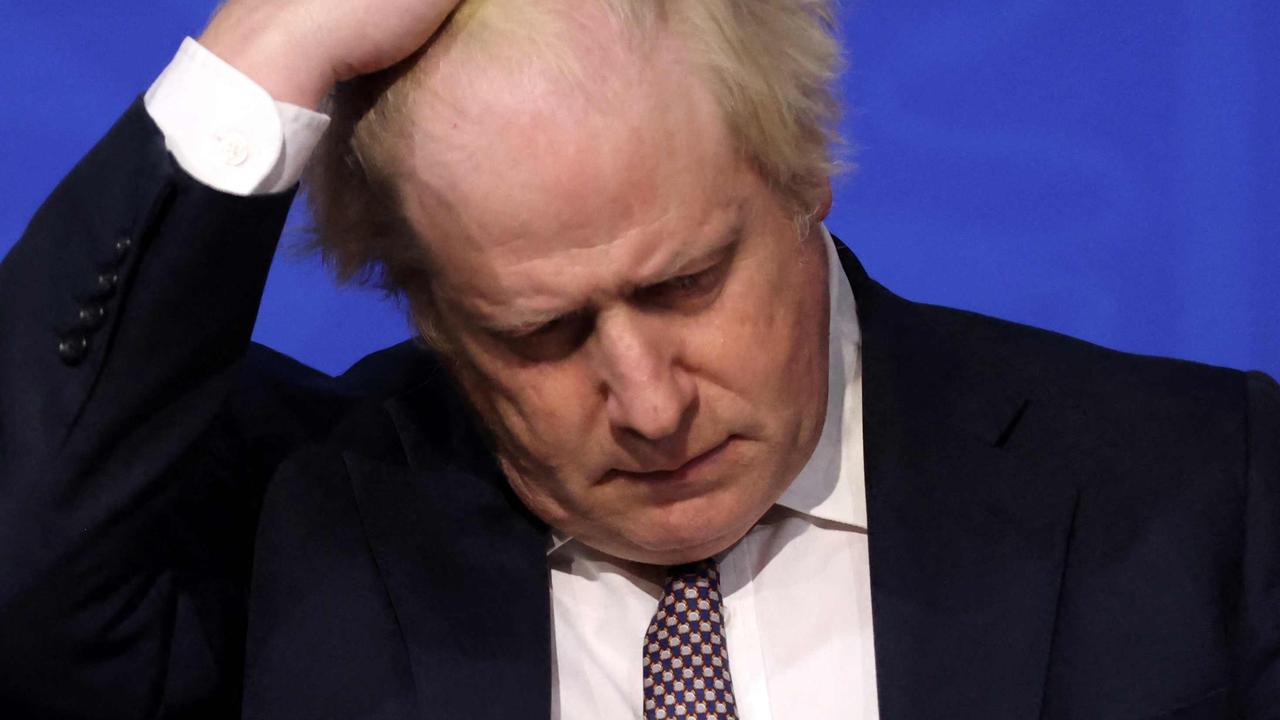 Boris Johnson received killer email which blew up political career as he boarded jet