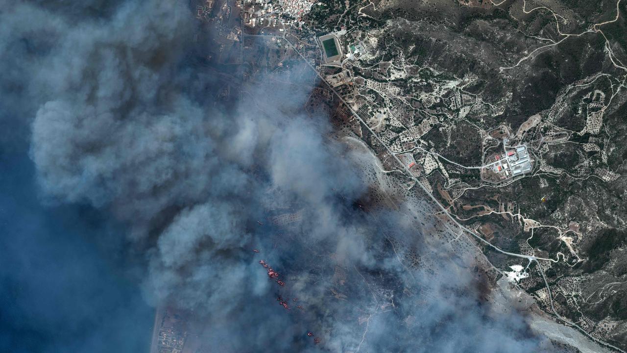 Shocking before and after images reveal wildfires horror at Greek resort