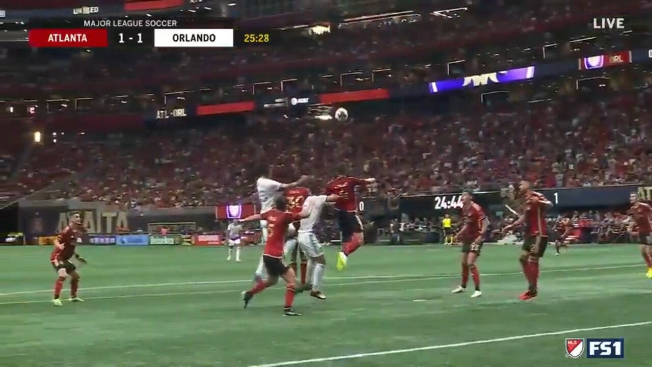 Orlando’s Antonio Carlos scores a spectacular HEADER goal to tie up the match against Atlanta