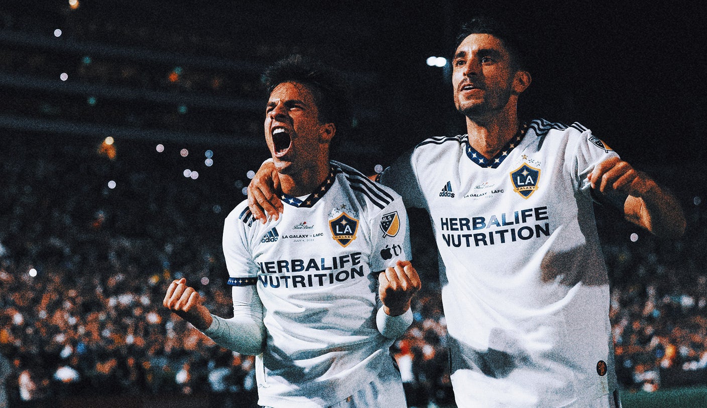 Riqui Puig leads Galaxy to win over LAFC in front of MLS record crowd of 82,110