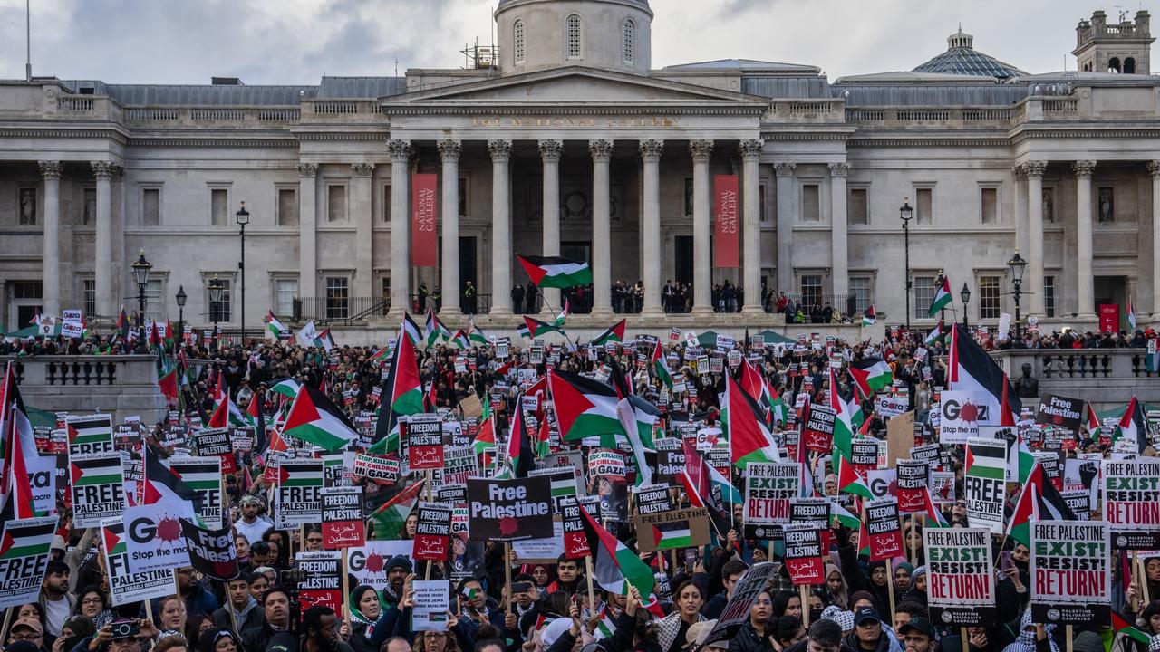 Pro-Palestinian protest in London sparks dangerous backlash