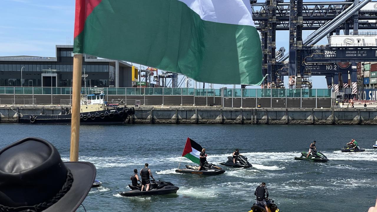 Port Botany, Sydney: Pro Palestine activists protest Israeli shipping line ZIM