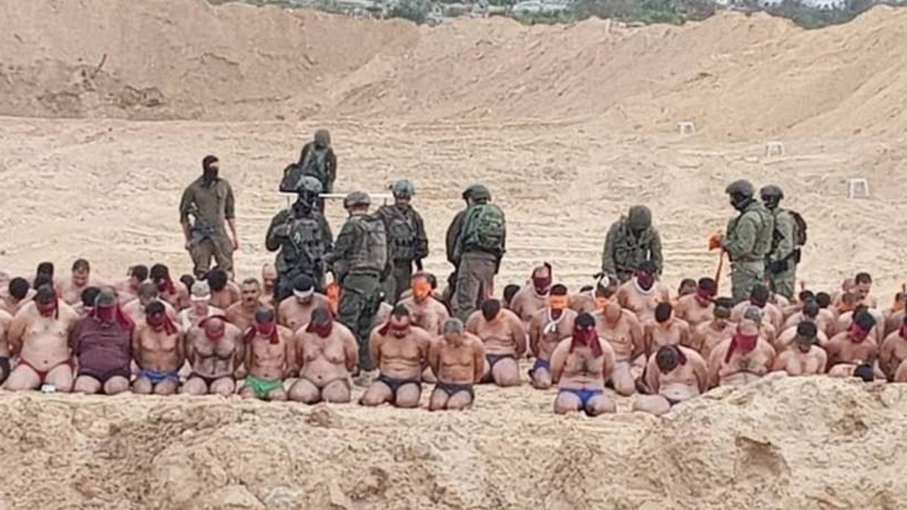 Israel, Gaza: 100 terrorists surrender to IDF and stripped to underwear, reports say