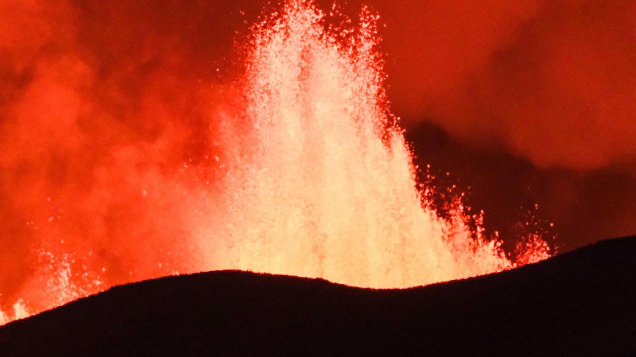 Volcano erupts on Iceland’s Reykjanes peninsula, near town of Grindavik