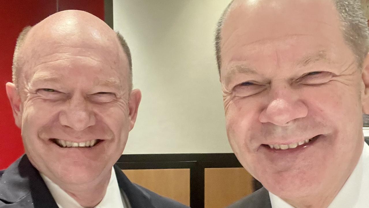 ‘Who is who?’: Wild pic of Chris Coons and Olaf Sholz breaks the internet